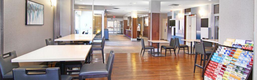Holiday Inn Express And Suites Calgary By Ihg Zewnętrze zdjęcie
