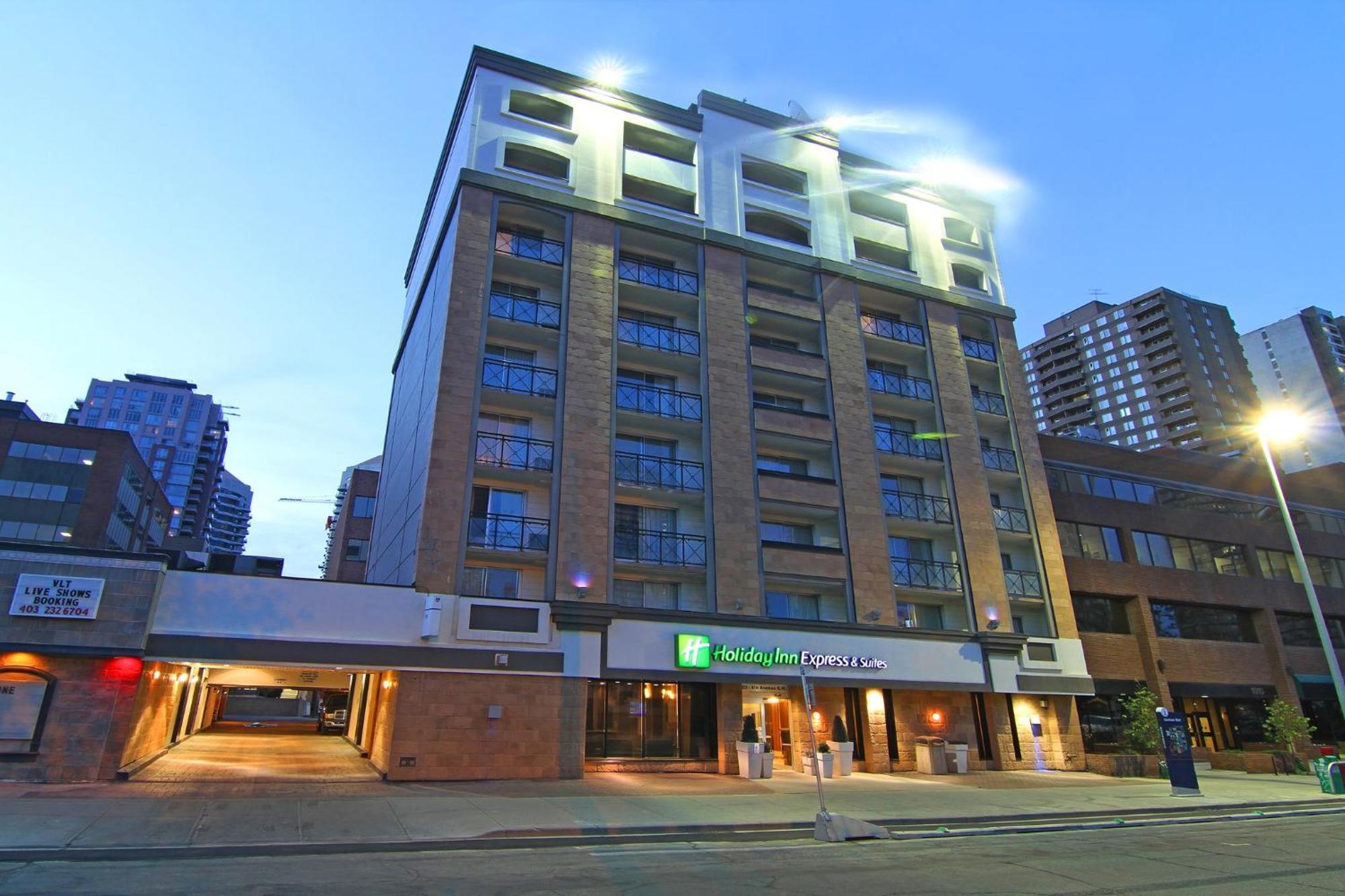 Holiday Inn Express And Suites Calgary By Ihg Zewnętrze zdjęcie